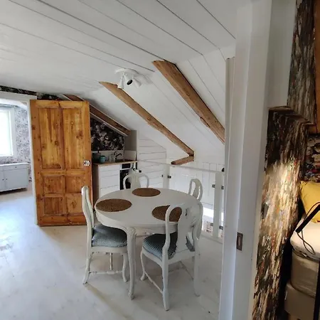 Reuter Apartment Stormalo
