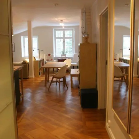 Reuter Apartment Stormalo